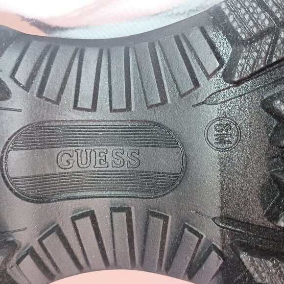 GUESS Black Ankle Lug Boots Chunky Sole Women’s 8M EUC - Picture 13 of 16